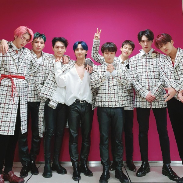 Foto perwakilan PENTAGON yang bersinar hari ini di Choeaedol