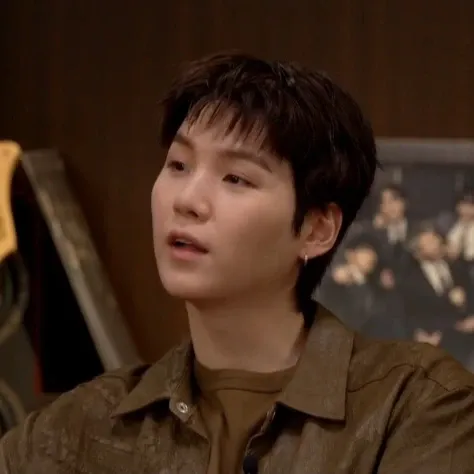 Foto terbaru SUGA (BTS)