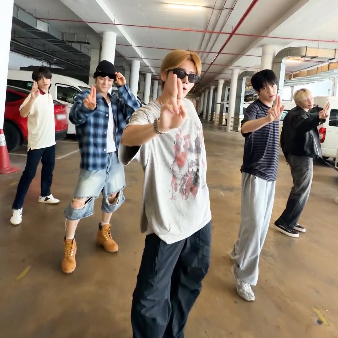 TOMORROW X TOGETHERの最新写真