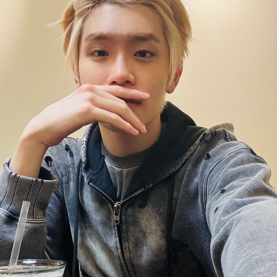 Behind-the-scenes cut of Kim Taerae (ZEROBASEONE)