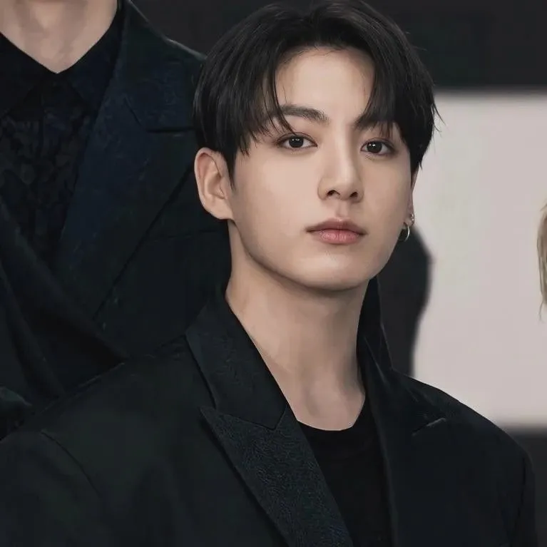 Latest photo of Jungkook (BTS)