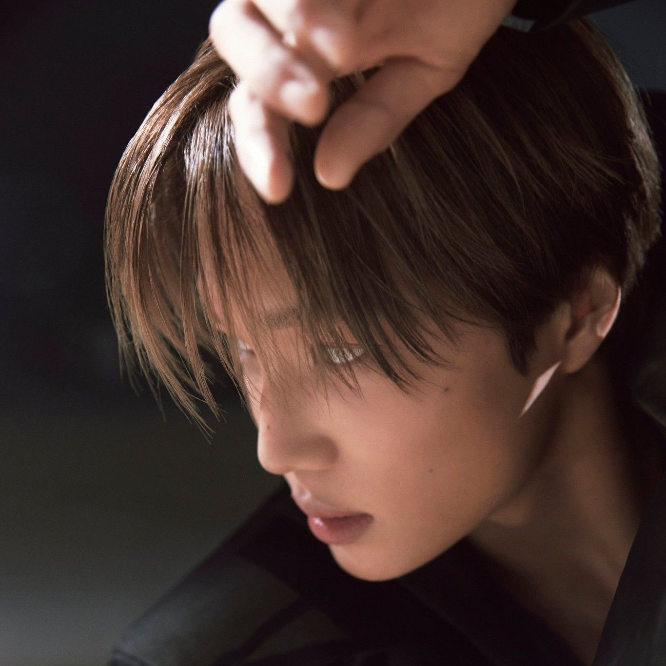 Behind-the-scenes cut of Kai (EXO)