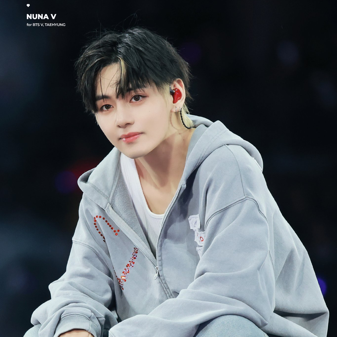Foto aktivitas terbaru V (BTS)