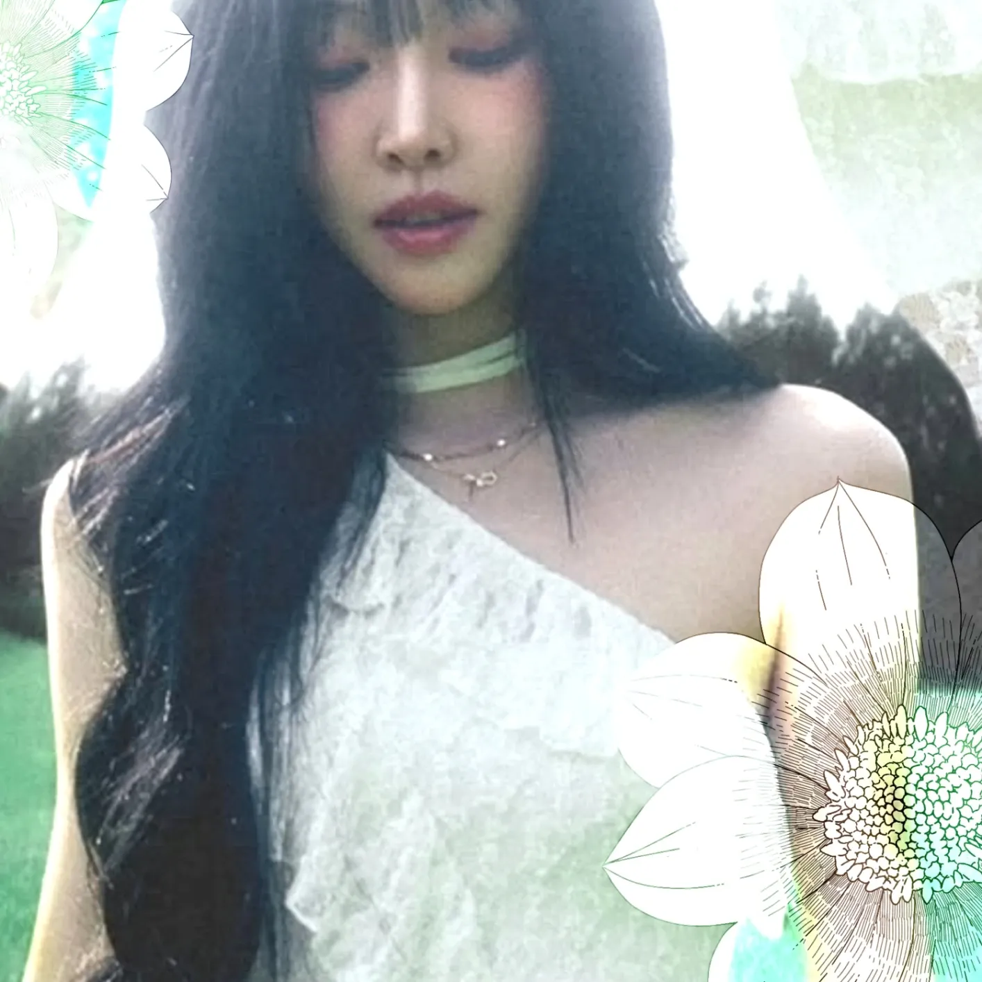 Behind-the-scenes cut of Yuju (GFRIEND)