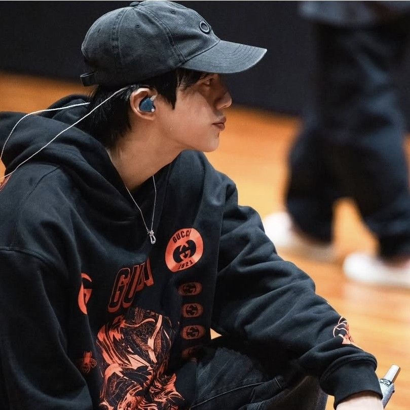 Latest photo of Jin (BTS)