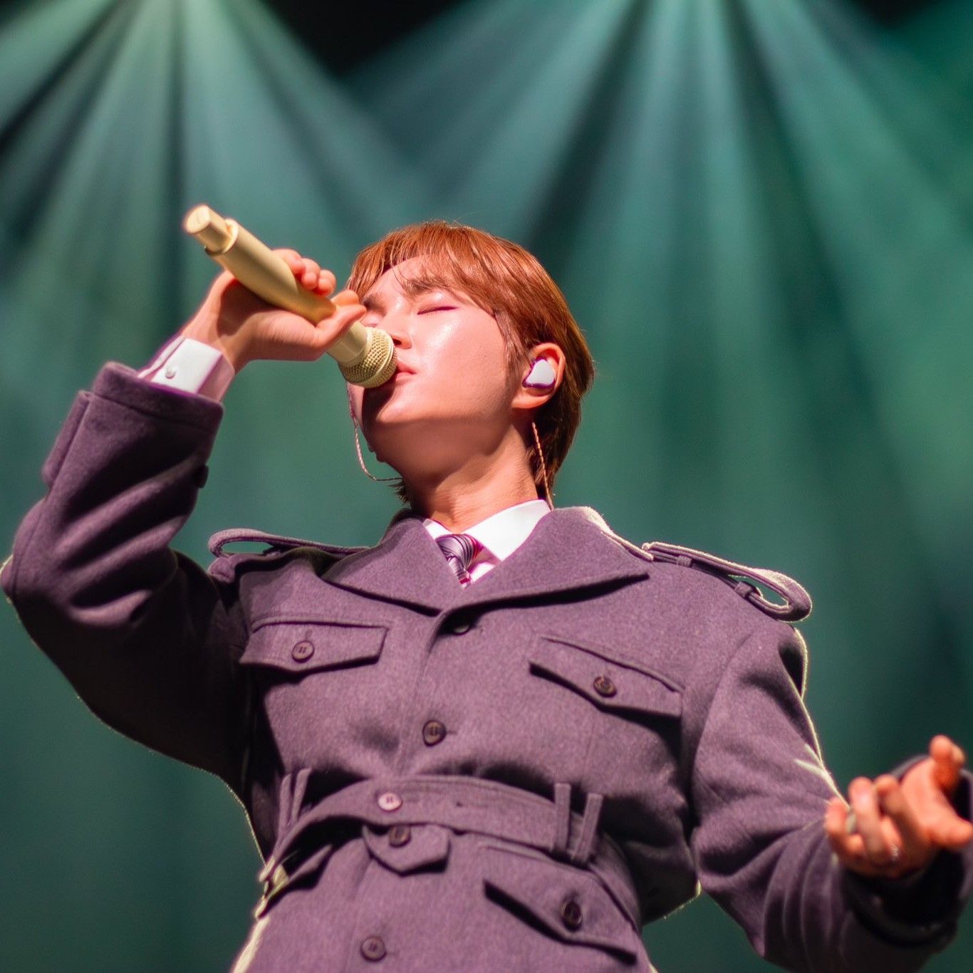 Latest photo of Onew (SHINee)