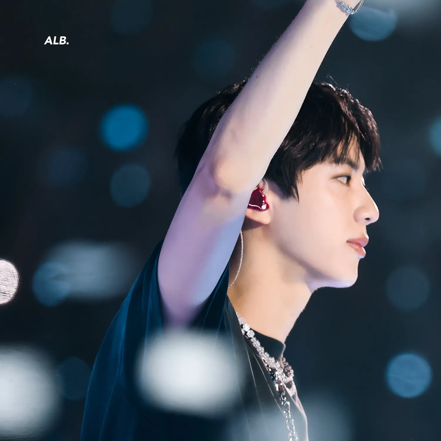 Foto terbaru Jin (BTS)