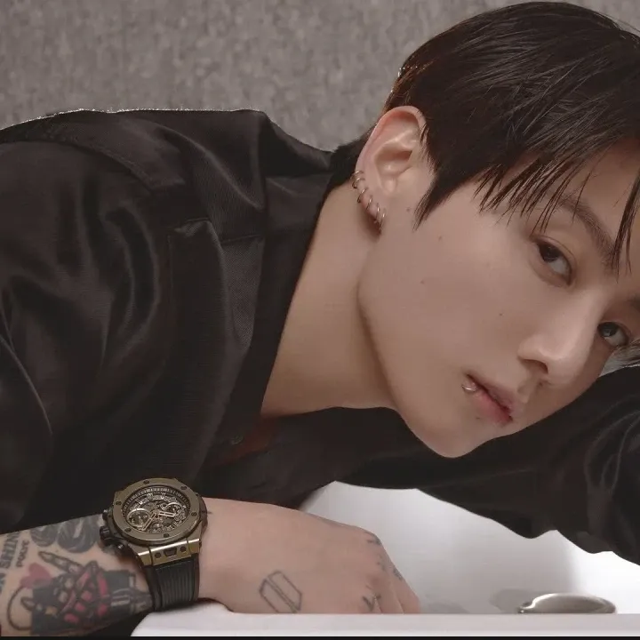 Recent activity shot of Jungkook (BTS)