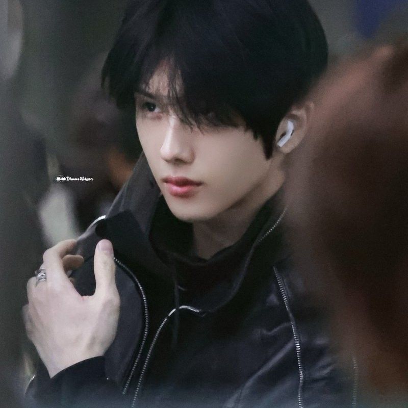 Behind-the-scenes cut of Jisung (NCT DREAM)