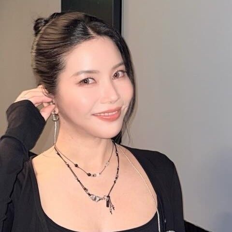 頌樂 (MAMAMOO)的最新活動照片