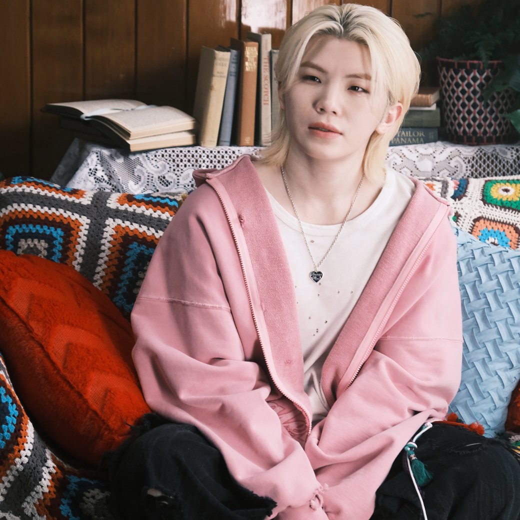 Woozi (SEVENTEEN)粉丝拍下的瞬间