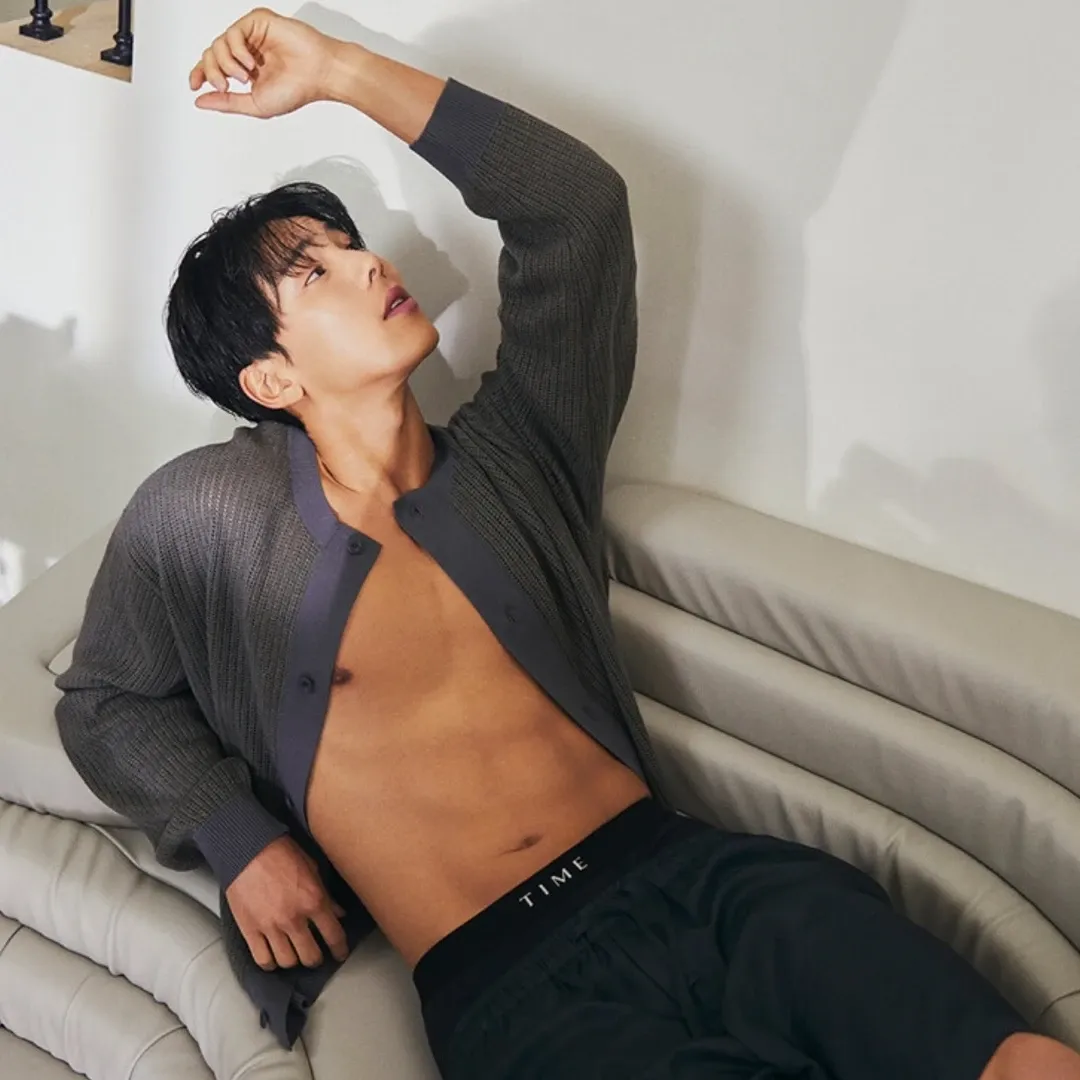 Recent activity shot of Shownu (MONSTA X)