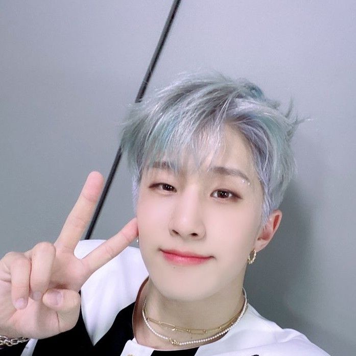 Latest photo of Jinjin (ASTRO)
