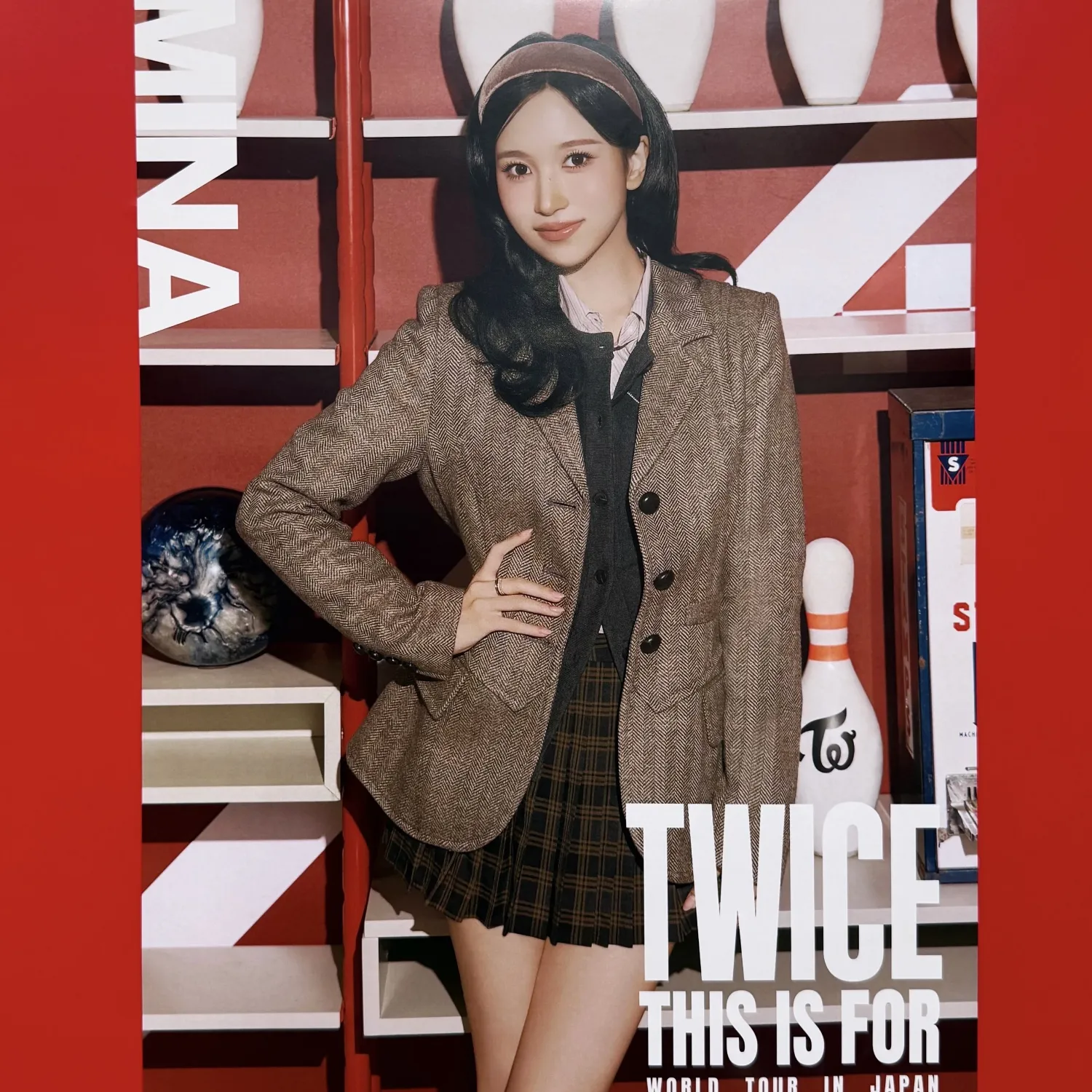 Behind-the-scenes cut of Mina (TWICE)