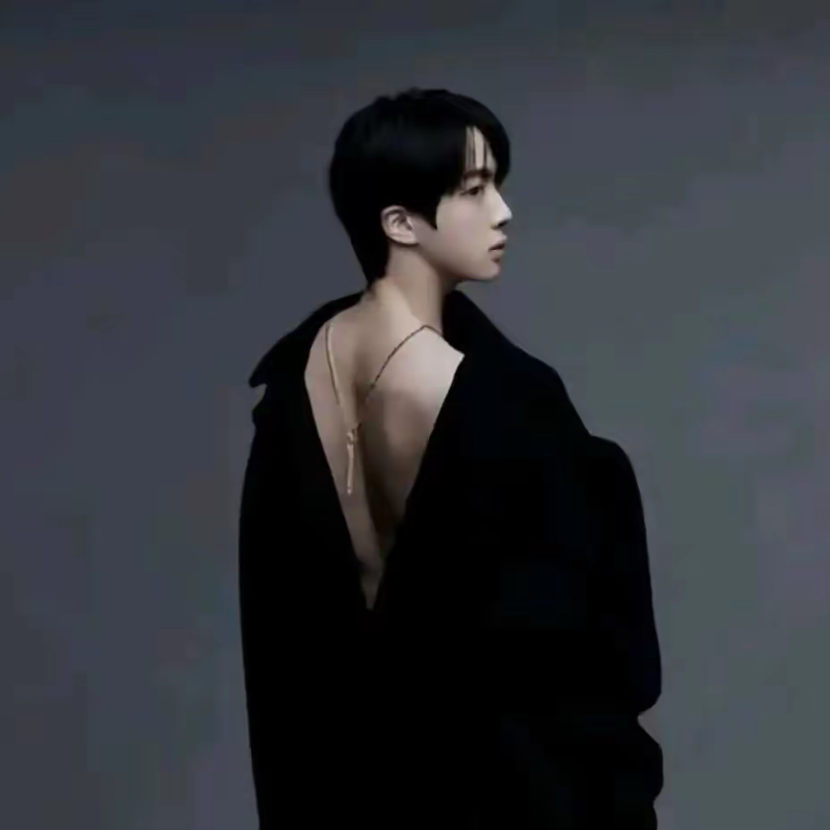 진 (방탄소년단)의 비하인드 컷