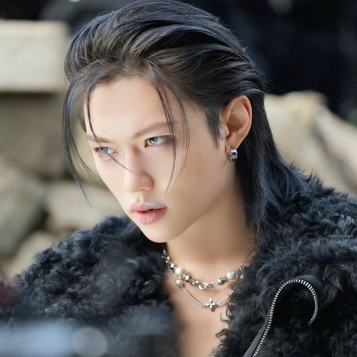 Behind-the-scenes cut of Felix (Stray Kids)