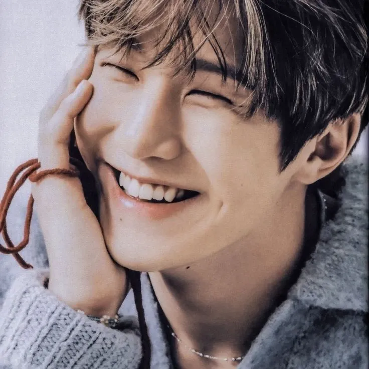 A moment captured by Jinjin (ASTRO)'s fan