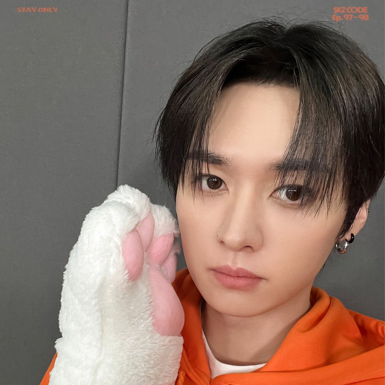 Behind-the-scenes cut of Lee Know (Stray Kids)