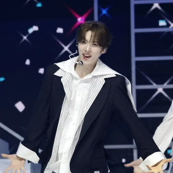 Behind-the-scenes cut of Youngjae (TWS)