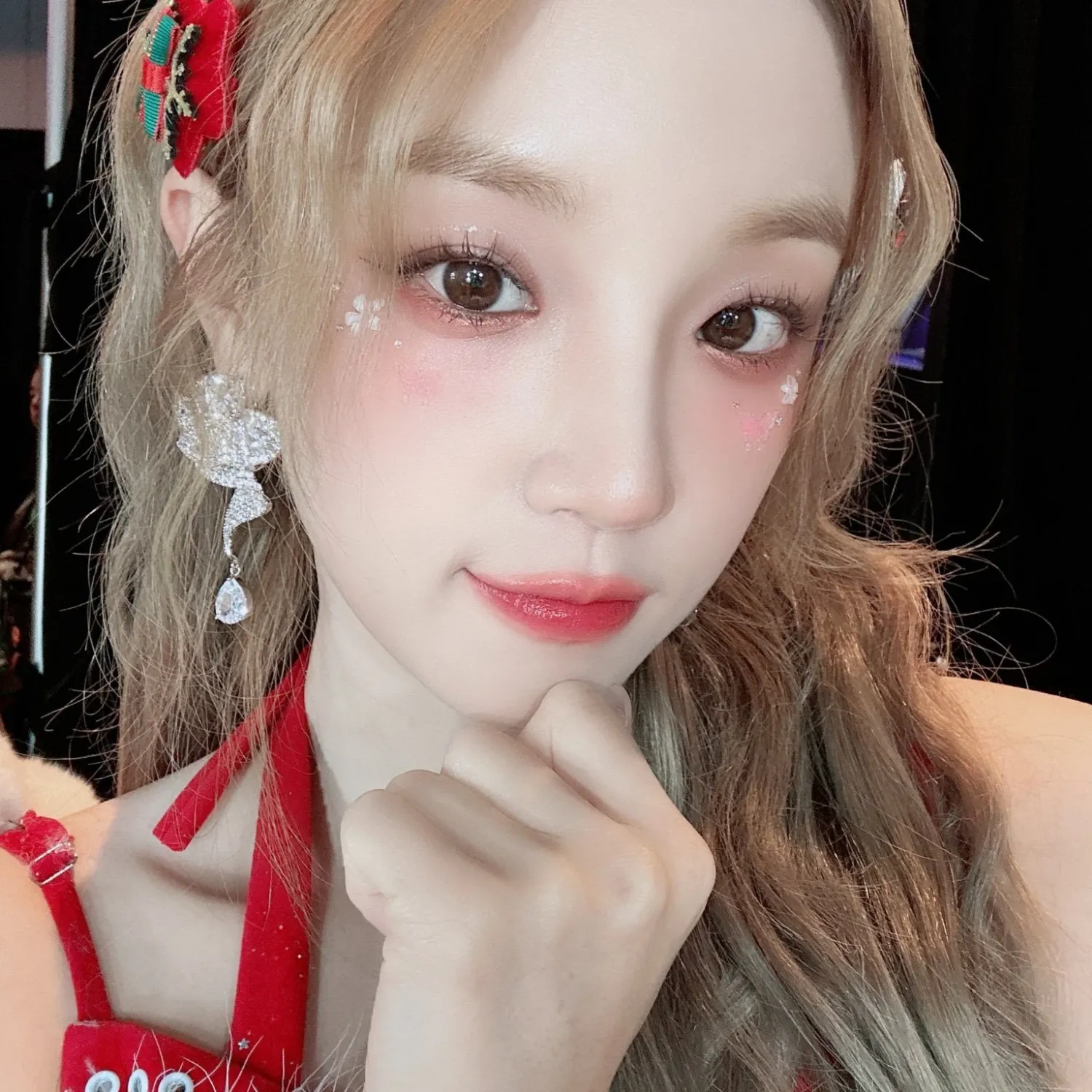 Recent activity shot of Yuqi (i-dle)