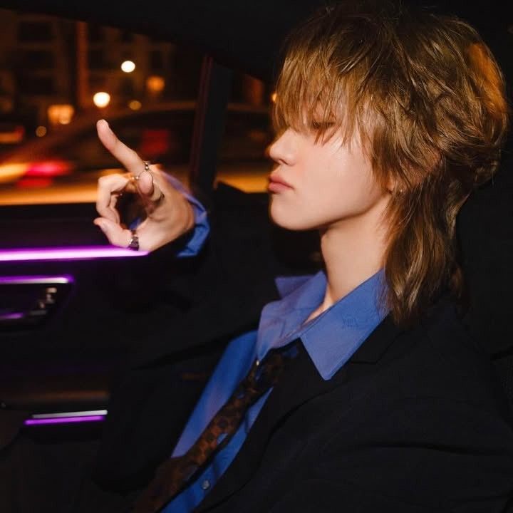 Behind-the-scenes cut of The 8 (SEVENTEEN)