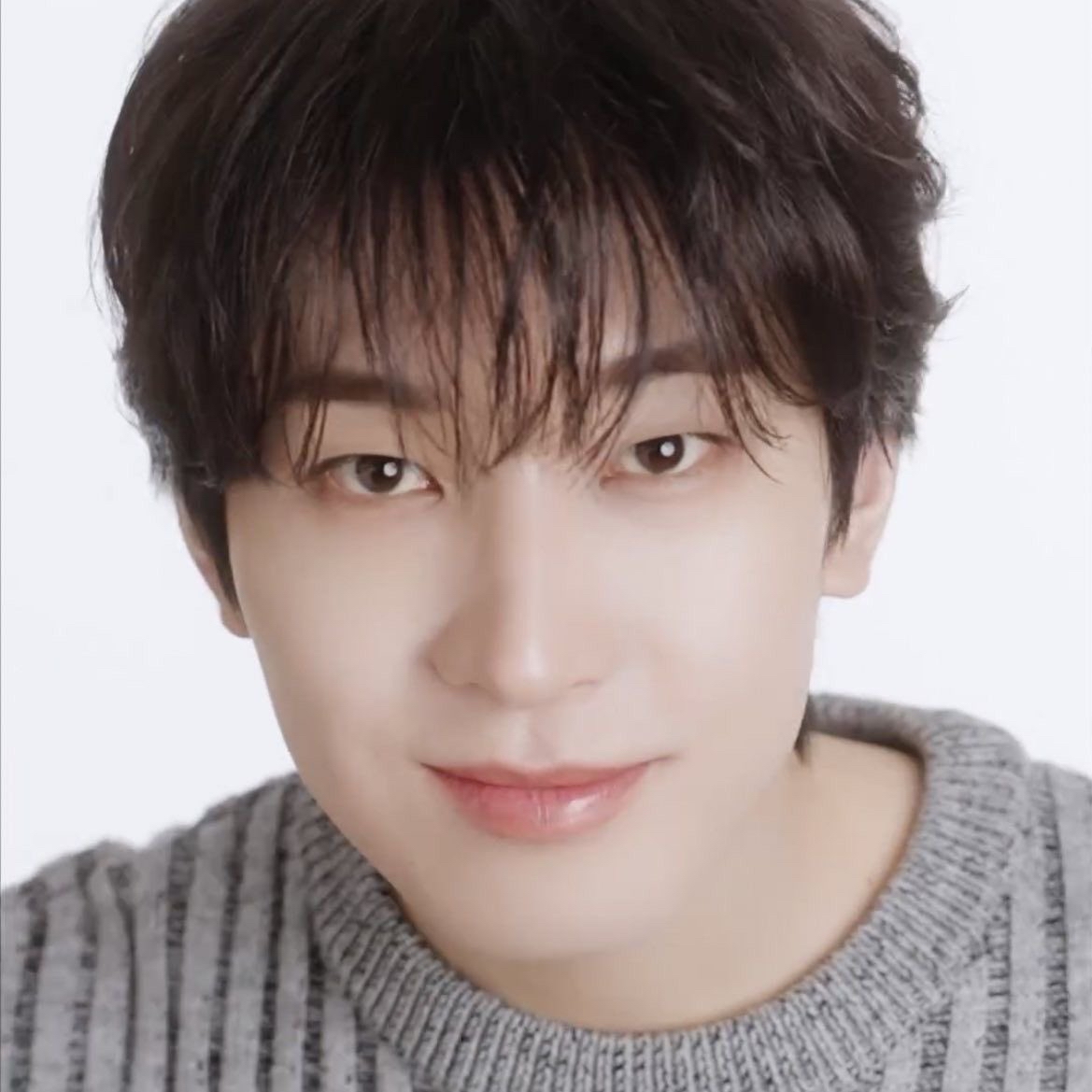 Recent activity shot of Wonwoo (SEVENTEEN)