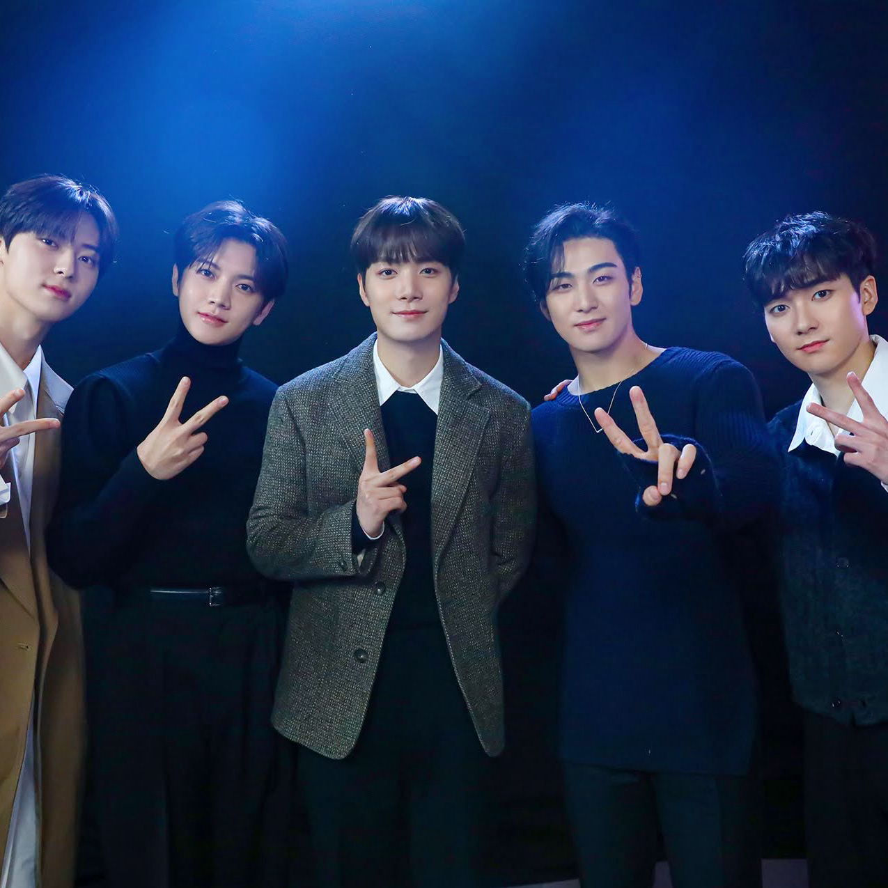 A moment captured by NU'EST's fan