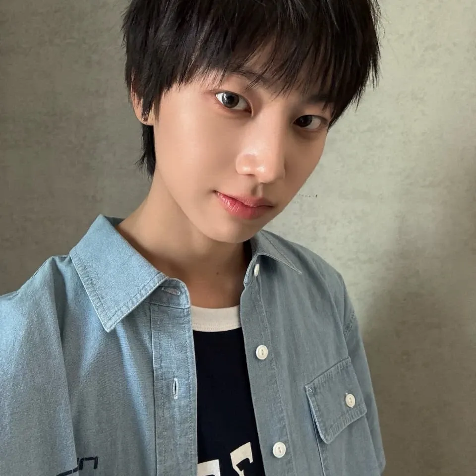A moment captured by Park seonghyeon (IDID)'s fan