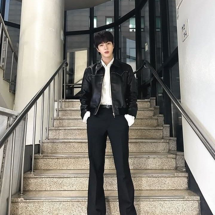 Potret di balik layar Jin (BTS)