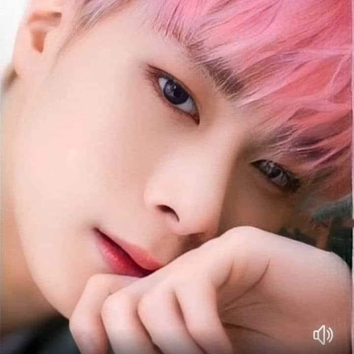 Latest photo of Moonbin (ASTRO)