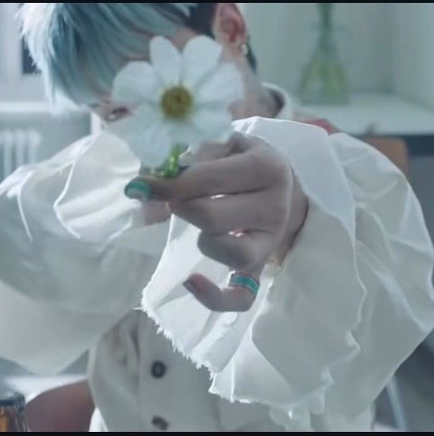 A moment captured by G-DRAGON (BIGBANG)'s fan