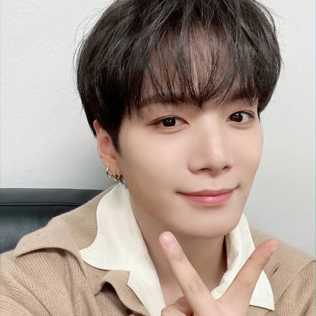 Recent activity shot of Kim Jonghyeon