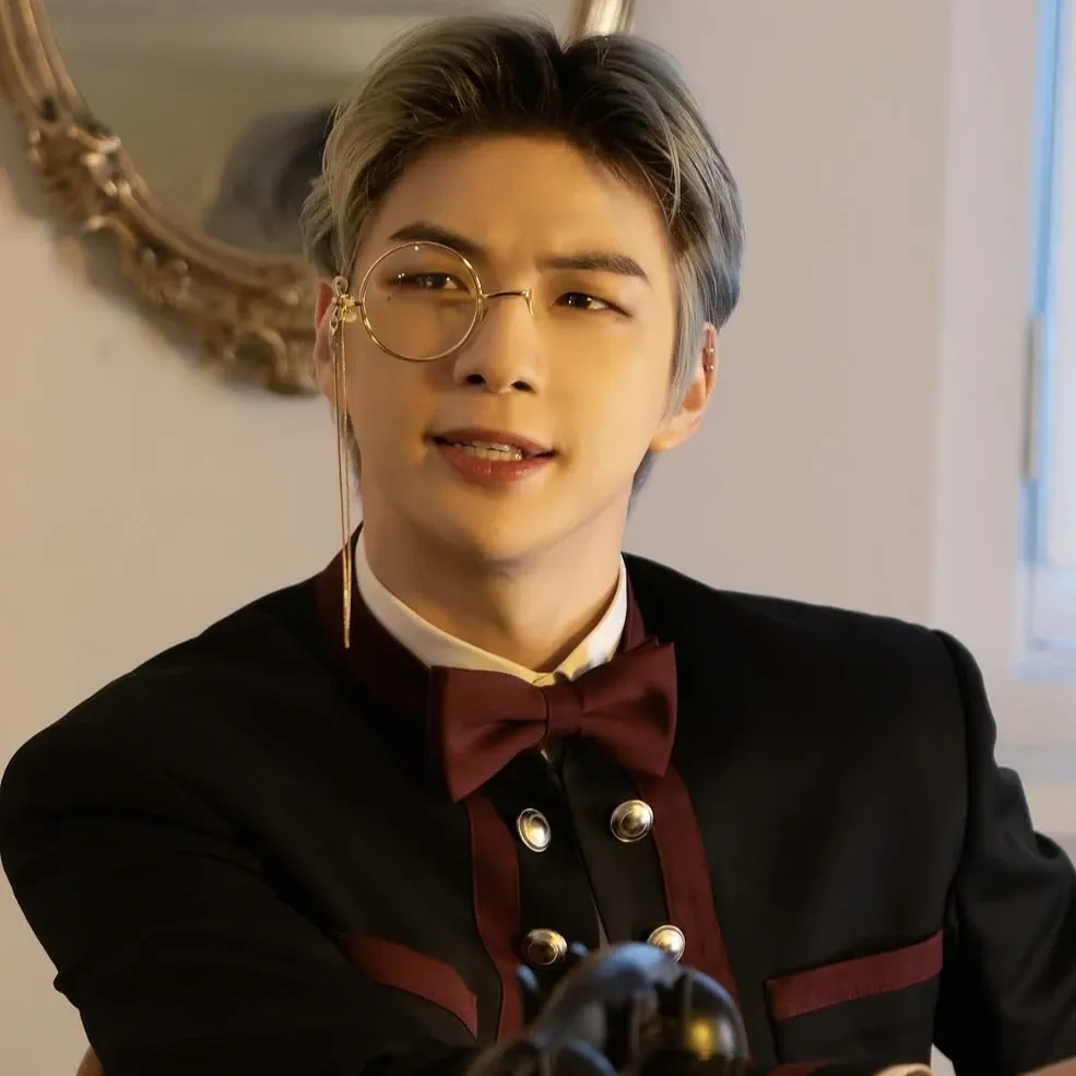 Recent activity shot of Kang Daniel