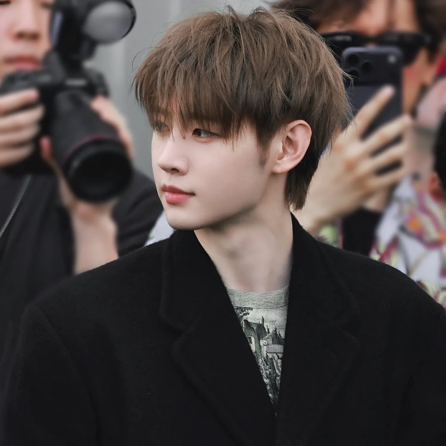 Foto aktivitas terbaru Sunghoon (ENHYPEN)