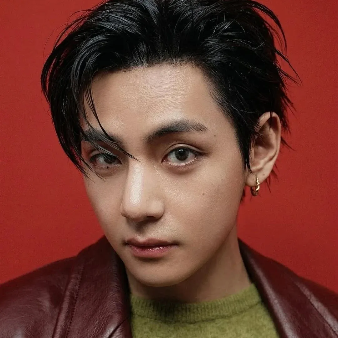 V (防彈少年團)的最新照片