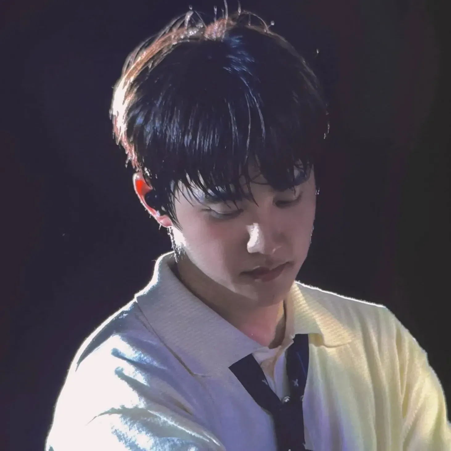 Momen yang diabadikan oleh penggemar D.O. (EXO)