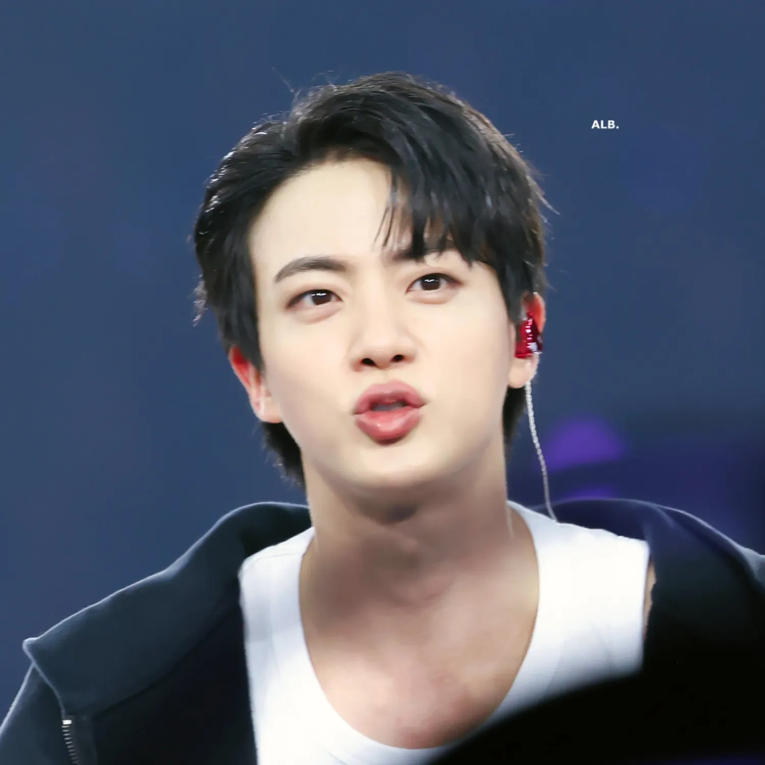 Foto terbaru Jin (BTS)