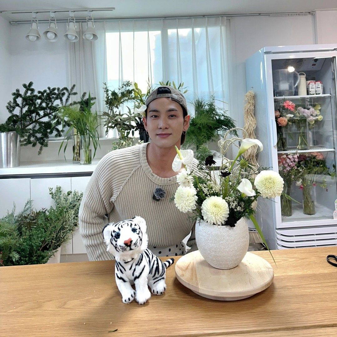 A moment captured by Baekho's fan