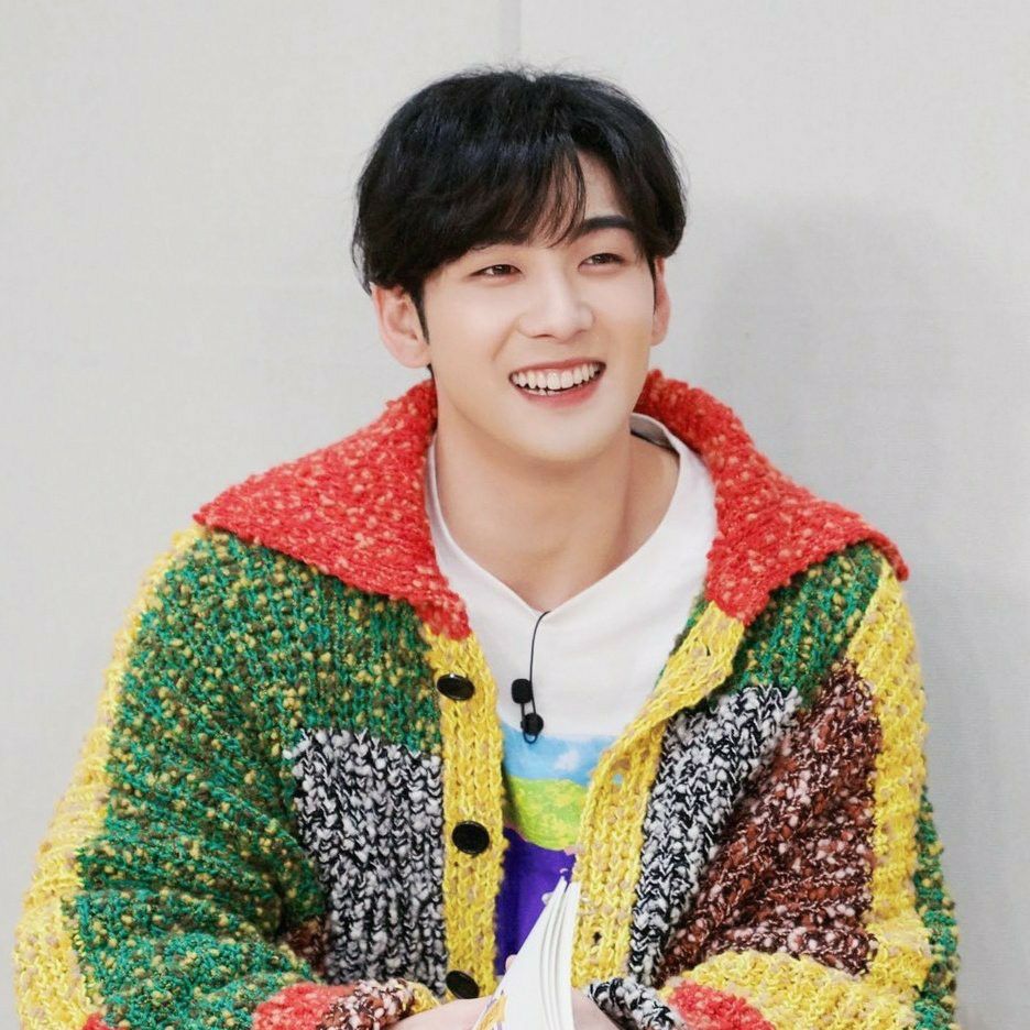 백호의 최신 사진