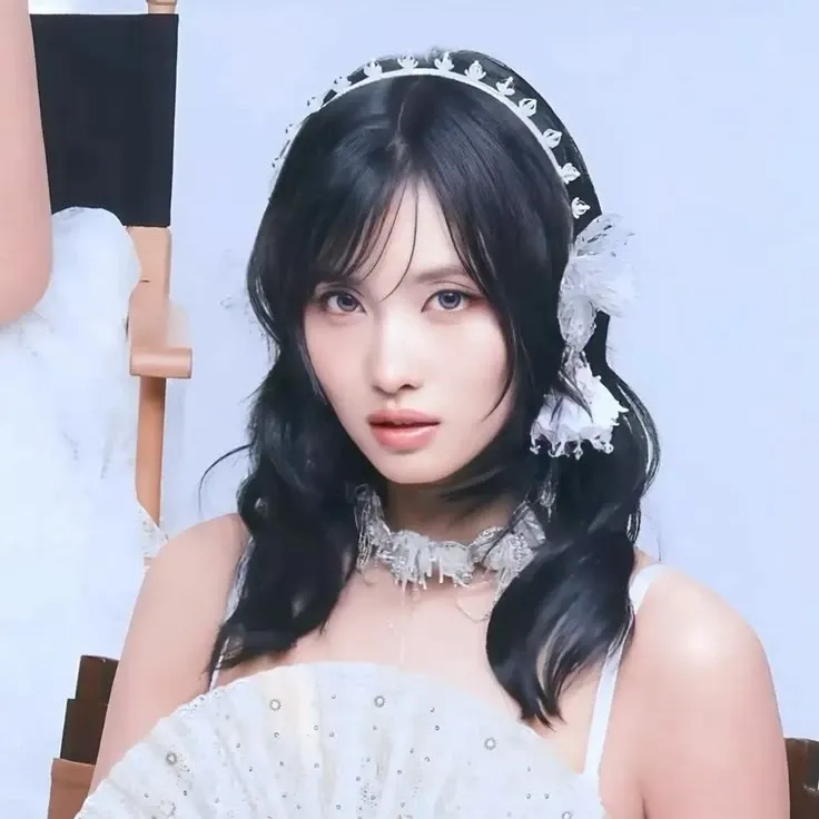 모모 (TWICE) 최근 활동샷