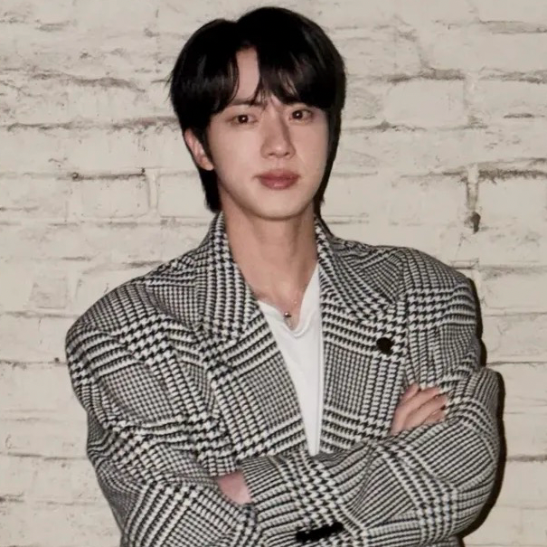 진 (방탄소년단)의 비하인드 컷