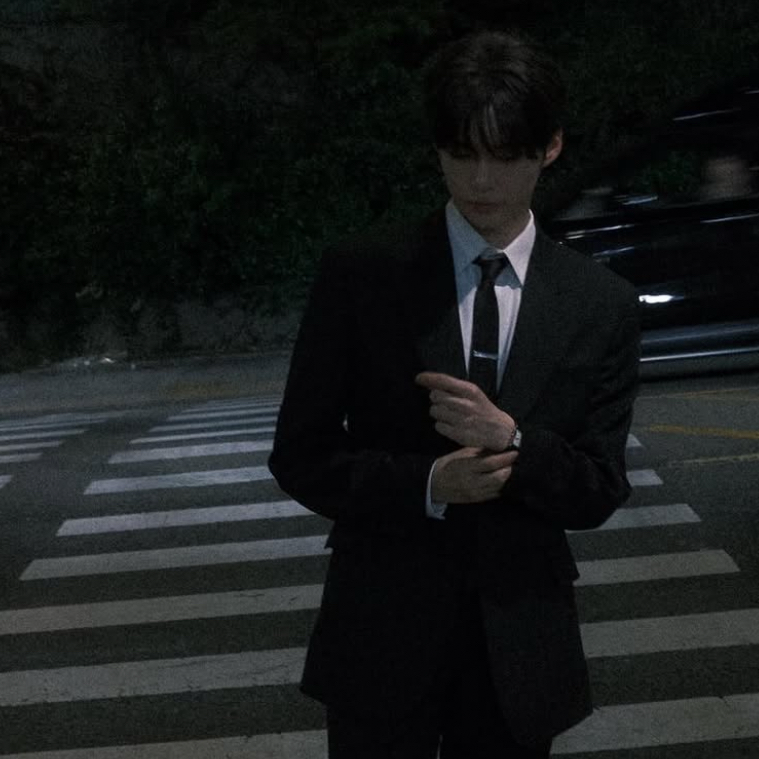 成韩彬 (ZEROBASEONE)粉丝拍下的瞬间