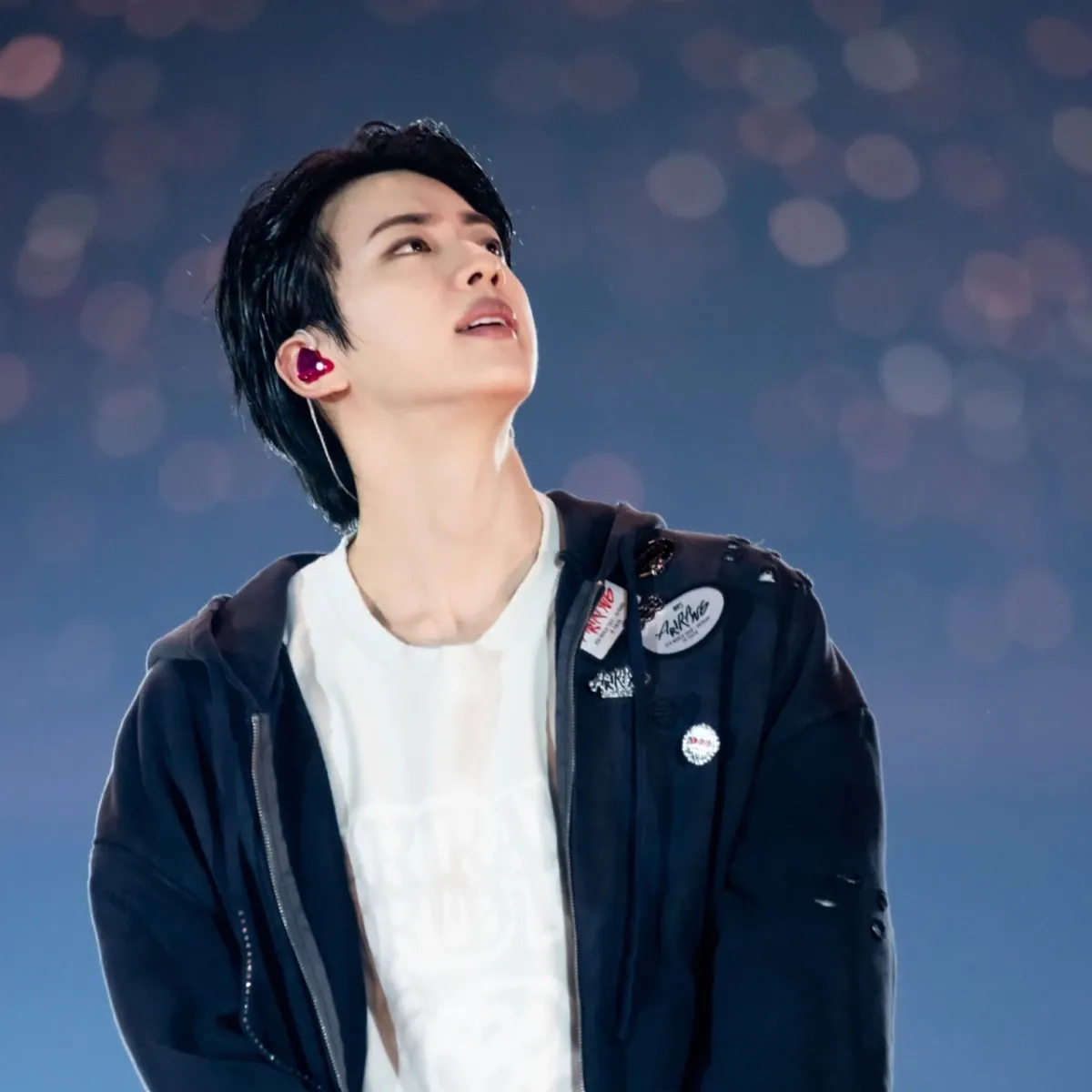 진 (방탄소년단)의 비하인드 컷