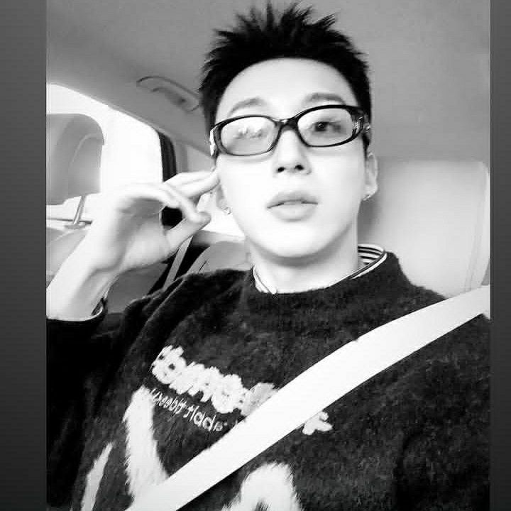 Behind-the-scenes cut of Jongup (B.A.P)