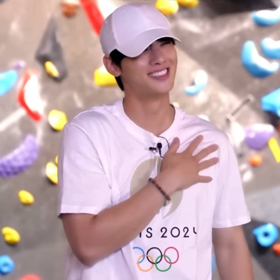 Recent activity shot of Eunwoo (ASTRO)