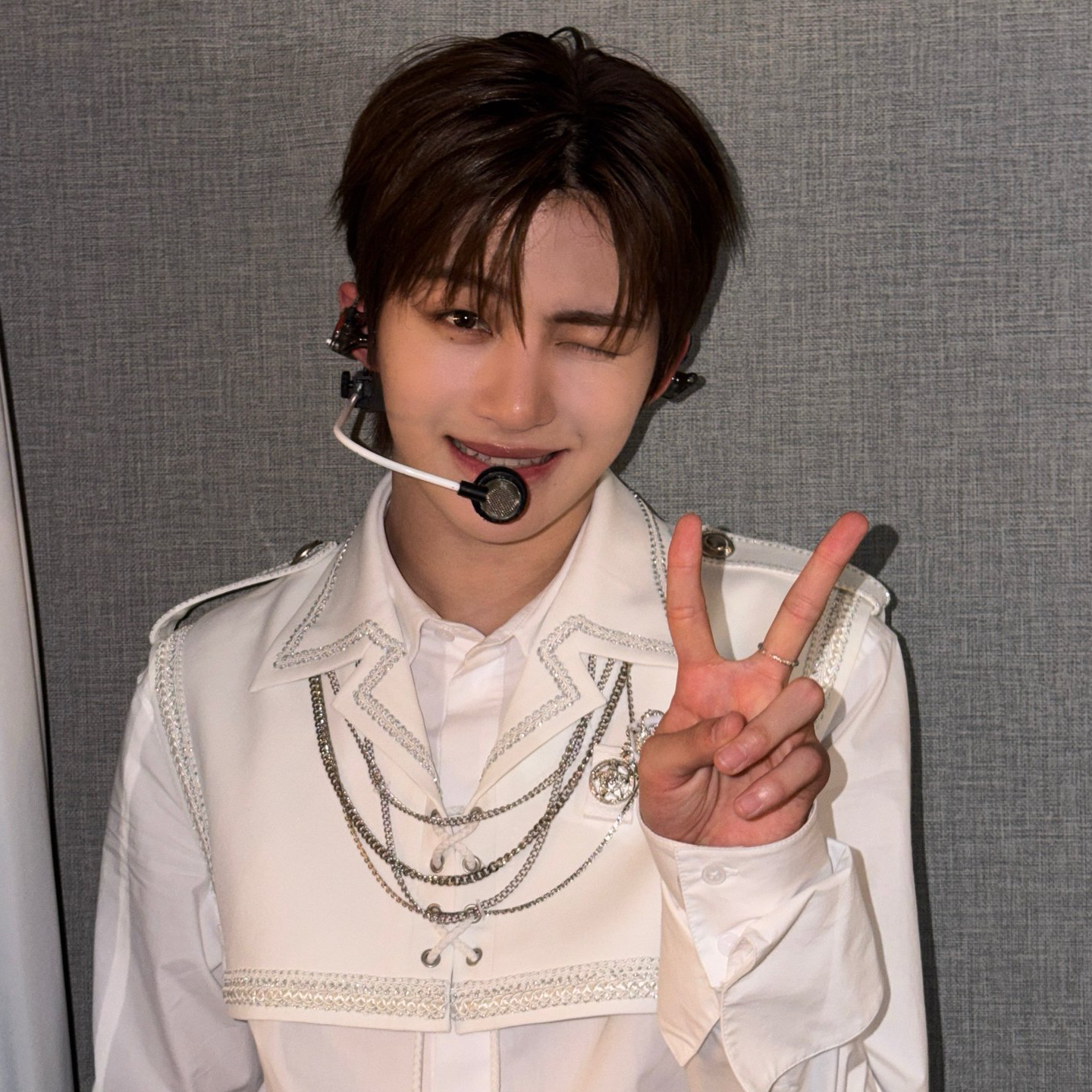 Behind-the-scenes cut of Jihoon (TWS)