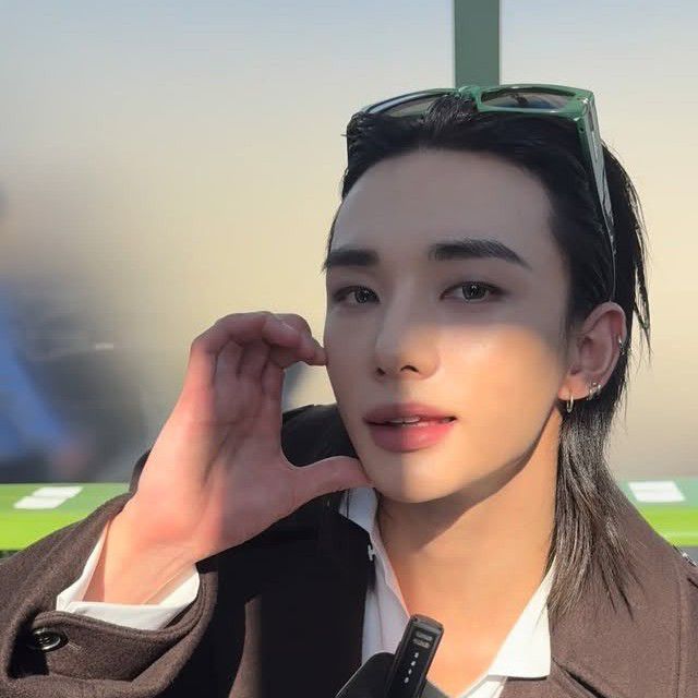 Latest photo of Hyunjin (Stray Kids)