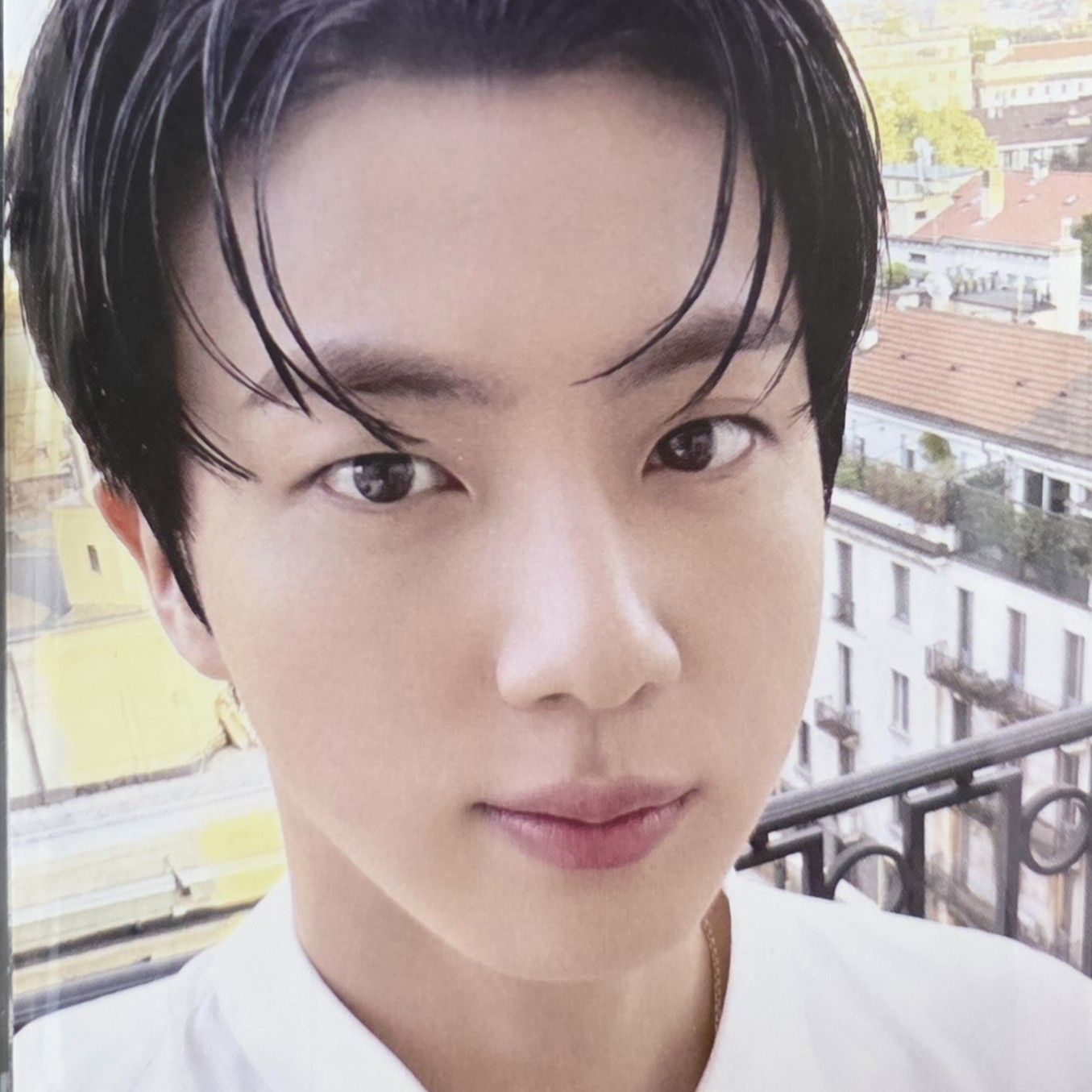 진 (방탄소년단) 최근 활동샷