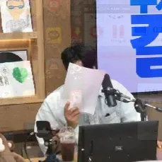 Latest photo of Hwang Chiyeol