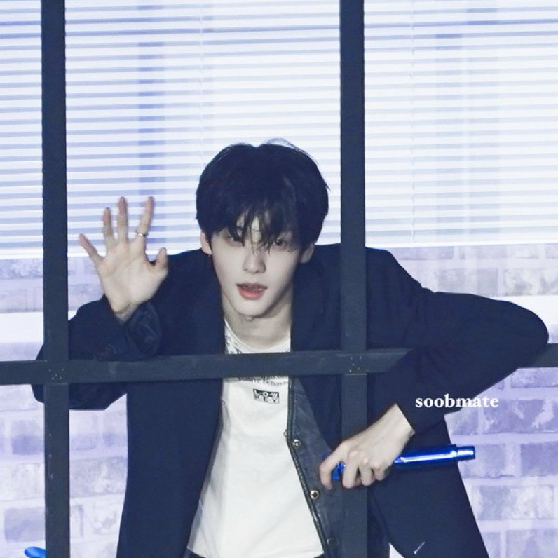 Foto aktivitas terbaru Soobin (TOMORROW X TOGETHER)